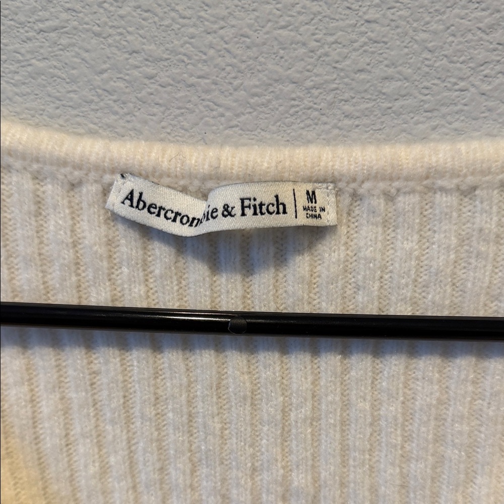 Abercrombie & Fitch Cream Ribbed Cardigan - Picture 2 of 3